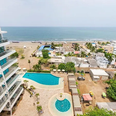 Facing The Sea With A Panoramic View Apartamento