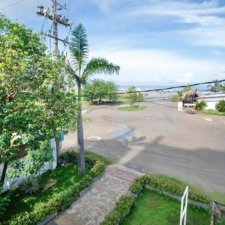Facing The Sea With A Panoramic View Apartamento *