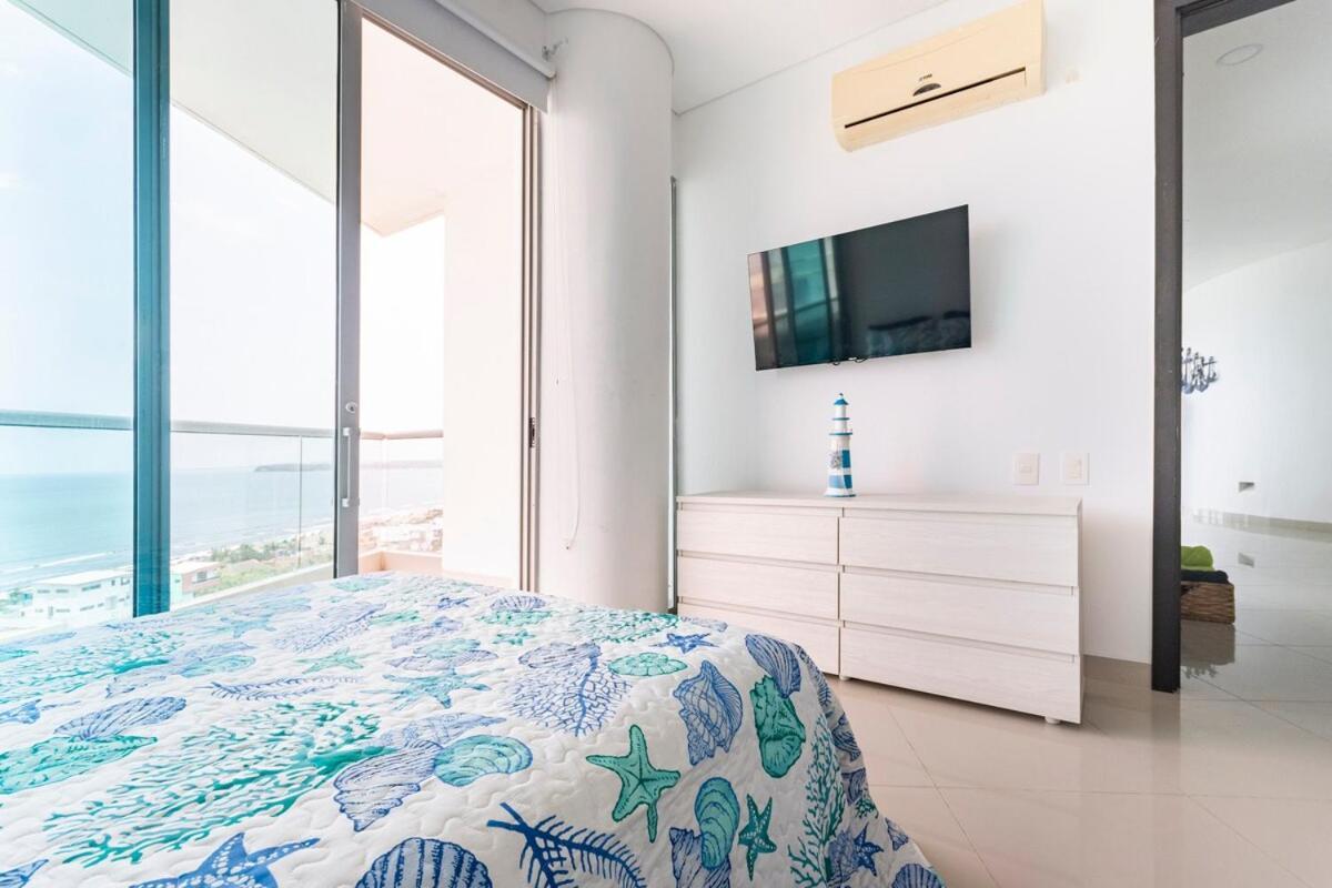 Facing The Sea With A Panoramic View *