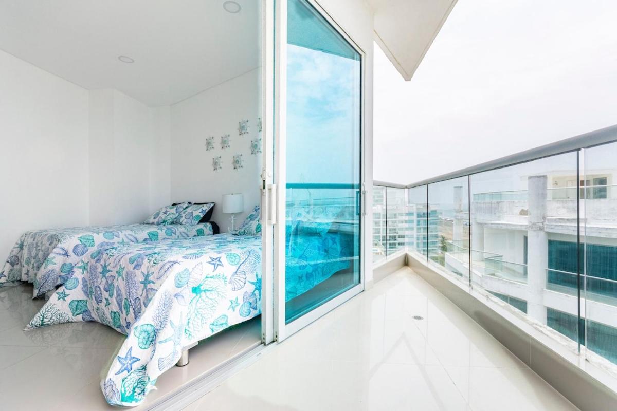 Facing The Sea With A Panoramic View Apartamento *