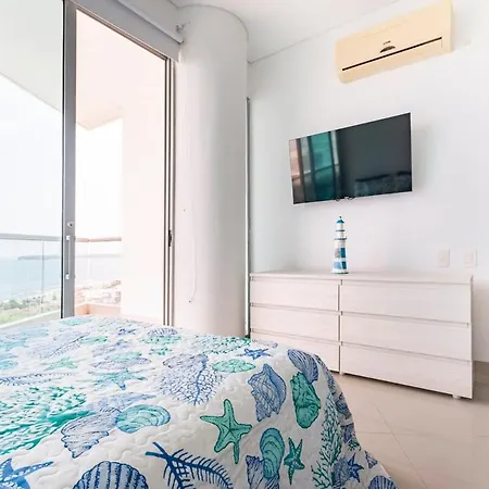 Facing The Sea With A Panoramic View *