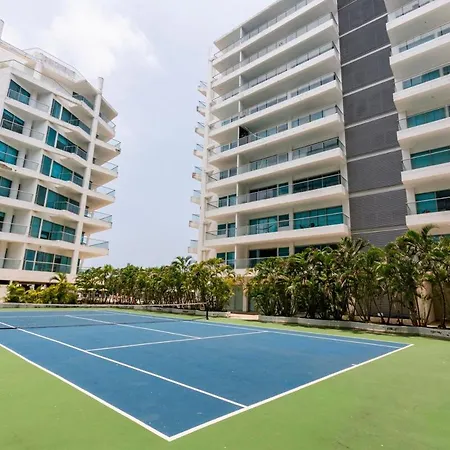 Facing The Sea With A Panoramic View Apartamento *